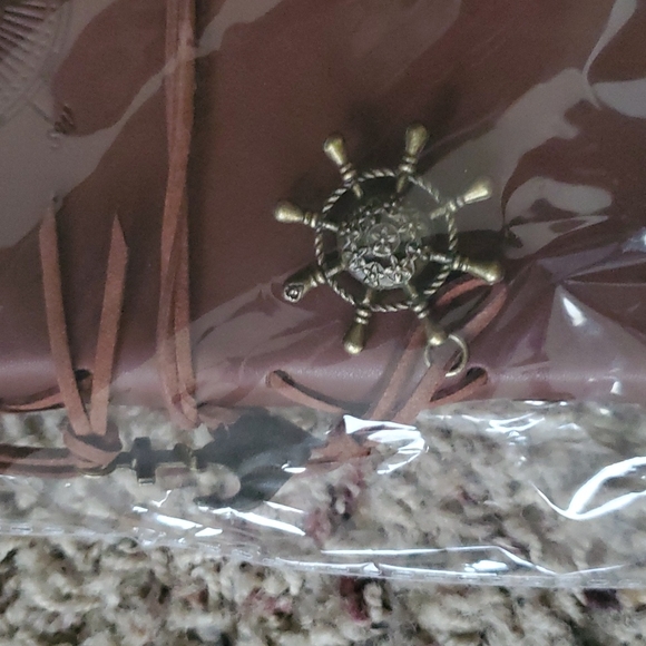 LEATHER COMPAS JOURNAL CAN REFILL THE PAGES - Picture 3 of 4